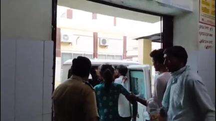 लूनकरनसर: बडेरन में फूड पॉइजनिंग से एक महिला की हुई मौत, 4 लोगों का उपचार जारी
