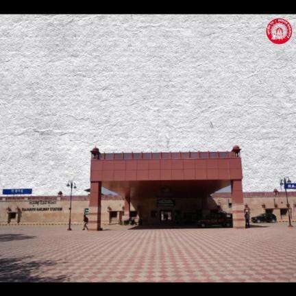 राजस्थान के Amrit Station जहाँ परंपरा, प्रकृति और प्रगति साथ-साथ चलती है।