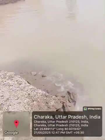 बबेरू: कमासिन अवैध खनन मोरंग निकाली जा राही यमुना नदी का जल धारा रोक चरका खदान में सड़कें ध्वस्त ग्रामीण परेशान