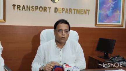 কলকাতা: জোর করে কোনও বাস, অটো বা গাড়িকে বন্ধ করে দেব, এই অধিকার কারও নেই; কলকাতায় বললেন পরিবহণ মন্ত্রী
