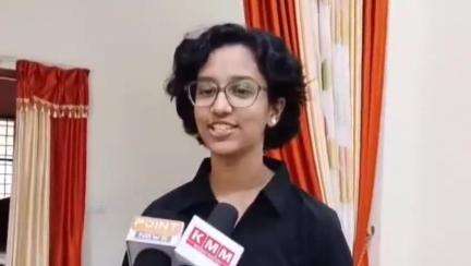 ಬೆಳಗಾವಿ: ಮರು ಮೌಲ್ಯಮಾಪನದಿಂದಾಗಿ ಅಂಕ ಹೆಚ್ಚಾಗಿದೆ: ನಗರದಲ್ಲಿ 625ಕ್ಕೆ 624 ಪಡೆದ ವಿದ್ಯಾರ್ಥಿನಿ ಅನುಶಾ ದೇಸಾಯಿ ಸಂತಸ