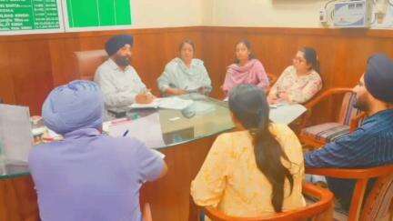 ਤਰਨਤਾਰਨ: ਸਿਵਲ ਸਰਜਨ ਦਫ਼ਤਰ ਤਰਨਤਾਰਨ ਵਿਖੇ ਸਿਵਲ ਸਰਜਨ ਡਾਕਟਰ ਗੁਰਪ੍ਰੀਤ ਸਿੰਘ ਰਾਏ ਨੇ ਕੀਤੀ ਮੀਟਿੰਗ