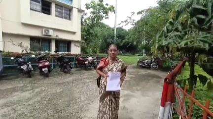 তুফানগঞ্জ ১: ফোন করে ব্যাংক ম্যানেজারের পরিচয়,OTP চেয়ে একাউন্ট থেকে টাকা হাপিস, তুফানগঞ্জ শহর সুকান্তপল্লীর এক মহিলা থানার দ্বারস্থ