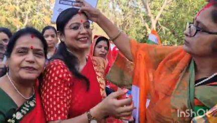 बीकानेर: ऑपरेशन सिंदूर की सफलता के बाद मातृशक्ति ने कलेक्टर परिसर से निकाली रैली, एक-दूसरे को सिंदूर लगाकर मनाई जीत