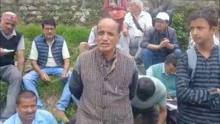 पाटी: पाटी विकासखंड के धुनाघाट में सस्ता गल्ला विक्रेताओं ने विभिन्न मांगों को लेकर किया प्रदर्शन