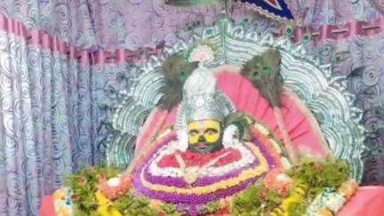 झरिया/जोरापोखर/सिंदरी: अपार एकादशी पर झरिया श्री श्याम मंदिर धाम से निकली निशान यात्रा, भक्तों की उमड़ी भीड़