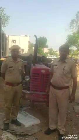 जालौर: कोतवाली पुलिस ने अवैध बजरी से भरी एक ट्रैक्टर-ट्रॉली को किया जब्त