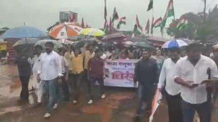 लांजा: सैनिकांमुळे देशातील नागरिक सुरक्षित :  आमदार किरण सामंत, लांजा व्यापारी संघटनेच्या वतीने काढण्यात आली तिरंगा रॅली