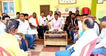 बाघमारा/कतरास: बाघमारा विधायक से जनप्रतिनिधियों ने की मुलाकात, सामाजिक मुद्दों पर हुई चर्चा