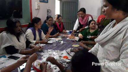 परसिया: सेना के सम्मान में 25 मई को परासिया में निकलेगी शौर्य सम्मान यात्रा, सिंदूर-चावल देकर लोगों को आमंत्रित कर रही महिलाएं