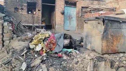 सहसवान: गाँव सोनबुढ़ी के ग्रामीणों का आरोप, अग्निकांड के बाद अभी तक नहीं मिला कोई लाभ, डीएम से ग्राम प्रधान ने लगाई गुहार