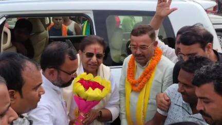 गोगरी: जन सुराज के राष्ट्रीय अध्यक्ष पहुंचे महेशखूंट, भव्य स्वागत किया गया