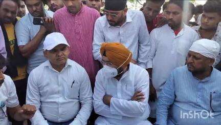 पालोजोरी: झारखंड अल्पसंख्यक आयोग के उपाध्यक्ष पहुंचे लूसियो, पीड़ित परिवार से घटना की जानकारी ली