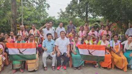 বিজনী ভাগ: বিজনীৰ বল্লামগুৰীত বিপিএফৰ যোগদান সভা , উপস্থিত,বিজনী জিলা বিপিএফৰ সাধাৰণ সম্পাদক প্ৰদীপ ব্ৰহ্ম