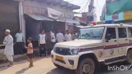 बाड़ी: डाक क्षेत्र में झोलाछाप डॉक्टरों के खिलाफ पुलिस और स्वास्थ्य विभाग ने की कार्रवाई