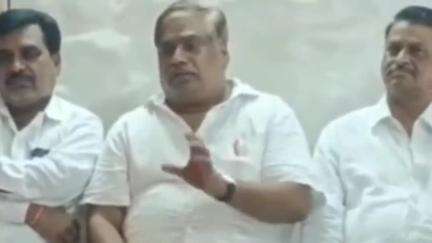 ಚಿತ್ತಾಪುರ: ಚಲುವಾದಿ ನಾರಾಯಣಸ್ವಾಮಿ ಮುತ್ತಿಗೆ ವಿಚಾರ: ಜಿಲ್ಲಾ ಪೊಲೀಸ್ ಇಲಾಖೆ ವಿರುದ್ಧ ಪಟ್ಟಣದಲ್ಲಿ ಬಿಜೆಪಿ ಮುಖಂಡರ ಆಕ್ರೋಶ