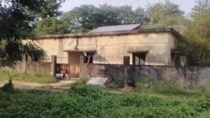 चाईबासा: सिंदरी गांव में पत्नी के निधन से दुखी पति ने फांसी लगाकर जान दे दी