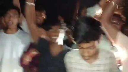 आदित्यपुर गम्हरिया: दुग्धा पंचायत के झूरकुली में गोकशी: बिना पोस्टमार्टम दफनाया मवेशी का शव, ग्रामीणों का विरोध