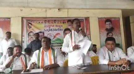 భూపాలపల్లి: కాంగ్రెస్ సంక్షేమ పథకాలు ప్రజలకు తెలిసేలా కార్యకర్తలు కృషి చేయాలి : ఎమ్మెల్యే గండ్ర సత్యనారాయణ రావు