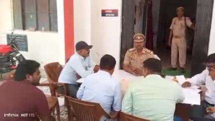 नौगढ़: थानाध्यक्ष की अध्यक्षता में थाना चिल्हिया में थाना समाधान दिवस कार्यक्रम का आयोजन किया गया