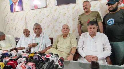 थानेसर: कांग्रेस प्रदेश अध्यक्ष उदयभान ने थानेसर MLA अशोक अरोड़ा के साथ हुए विवाद पर की प्रेस वार्ता, पार्टी ने बताया गंभीर मामला