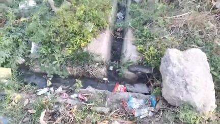 ఆదోని: పట్టణంలోని 22వ వార్డులో డ్రైనేజీ సమస్య పరిష్కరించాలని, అధికారులను కోరుతున్న కాలనీవాసులు #localissue