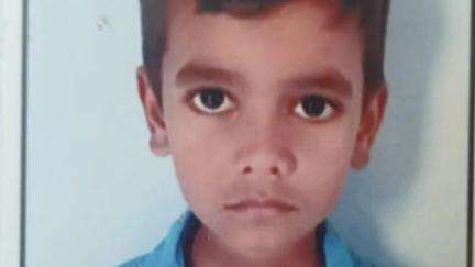 పత్తికొండ: తుగ్గలి మండలం రామలింగయపల్లి గ్రామం చెందిన రాహుల్ 5వ తరగతి ఎంట్రెన్స్ ఎగ్జామ్ లో స్టేట్ 51వ ర్యాంక్