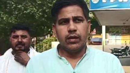 मोहनिया: कैमूर में बीएसपी नेता सतीश यादव ने कहा, मुख्यमंत्री लघु उद्यमी योजना में लाभुकों से ली जा रही राशि पर प्रशासन लगाए रोक
