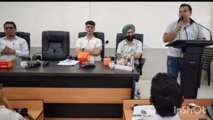 नालागढ़: नालागढ़ में सिंगल यूज प्लास्टिक और पॉलिथीन विषय पर SDM राजकुमार की अध्यक्षता में कार्यशाला का आयोजन हुआ