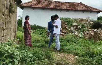 ఆందోల్: చౌదర్ పల్లిలో ఇందిరమ్మ ఇళ్లకు ఎంపికైన లబ్ధిదారుల ఇంటి స్థలాల వివరాలు ఆన్ లైన్ లో అప్లోడ్ : పంచాయతీ కార్య దర్శి రమేశ్
