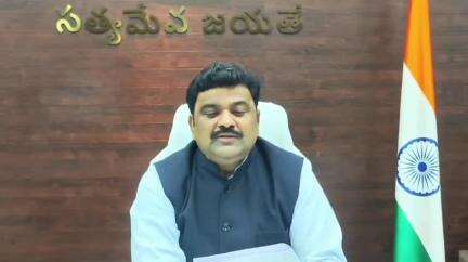 కర్నూలు: రైల్వే ప్రాజెక్టుల నిర్మాణాలకు సంబంధించిన భూ సేకరణను త్వరితగతిన పూర్తి చేయాలి: కలెక్టర్ పి.రంజిత్ బాషా
