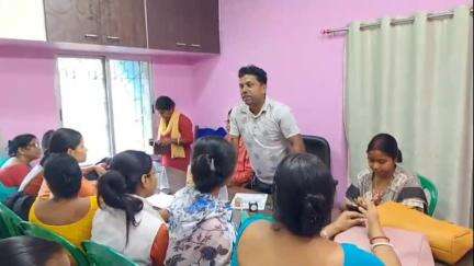 গোপীবল্লভপুর ২: বাল্য বিবাহ রুখতে অঞ্চলের আশা ও আইসিডিএস কর্মীদের নিয়ে বিশেষ বৈঠক করল পেটবিন্ধি গ্রামপঞ্চায়েত, উপস্থিত পঞ্চায়েত প্রধান