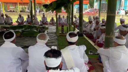 চাবুৱা: চাবুৱাত অনুষ্ঠিত ২২৩ সংখ্যক মটক ৰজা স্বৰ্গদেউ সৰ্বানন্দ সিংহ দিৱসত অংশগ্ৰহণ বিধায়ক পুণাকন বৰুৱাৰ