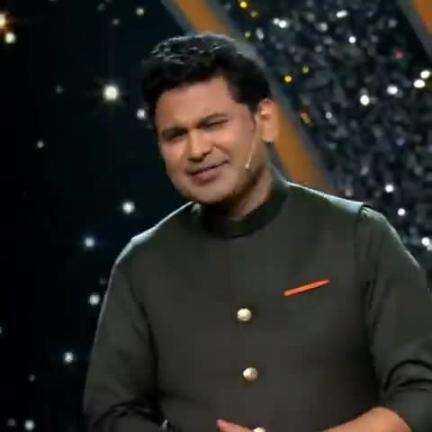 इसे जरूर सुने
मैने सुना
आप भी सुनो
आंखे भीग जाएगी . . . .