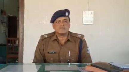 खजौली: खजौल थानाक्षेत्र के महरापुर गांव निवासी श्यामनाथ कुमार ने मारपीट को लेकर एफआईआर दर्ज कराई