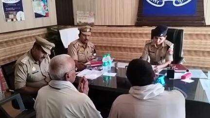 मोठ: गुरसरांय थाना समाधान दिवस में थाना सभागार में जनता की समस्याएं सुनी गईं