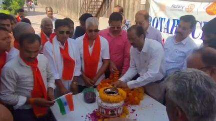 हिण्डोली: शहर के नयाबाग होटल में अमृत कलश स्वाभिमान तिरंगा यात्रा का हुआ भव्य स्वागत