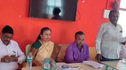 మంత్రాలయం: యోగాతో ఆరోగ్య సమస్యలు దూరమవుతాయి: మంత్రాలయం ప్రత్యేకాధికారి నారాయణమూర్తి