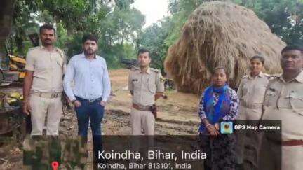 अमरपुर: कोईंधा में छापेमारी के बाद भी बालू माफिया बेखौफ, अवैध कारोबार जारी, 700 CFT बालू जब्त