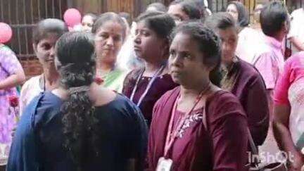 റാന്നി: വെച്ചൂച്ചിറ സാമൂഹിക ആരോഗ്യ കേന്ദ്രത്തിൽ നിർമ്മിക്കുന്ന കെട്ടിടത്തിന്റെ നിർമ്മാണ ഉദ്ഘാടനം മന്ത്രി വീണ ജോർജ് നിർവഹിച്ചു