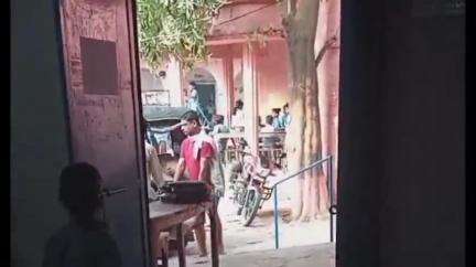 निर्मली: निर्मली के मध्य विद्यालय में एमडीएम के चावल की कालाबाजारी का मामला सामने आया