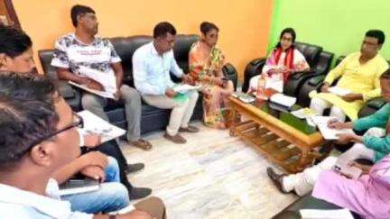 উদয়পুর: বিজেপি দলের গোমতী জেলা কার্যালয়ে ২ বিধায়কের উপস্থিতিতে সংগঠনের গতিকে এগিয়ে নিতে বৈঠক