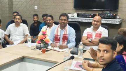 পশ্চিম নলবাৰী: টিহু বিধানসভা সমষ্টিৰ অন্তৰ্গত বৰক্ষেত্ৰী-পশ্চিম নলবাৰী মণ্ডলত বিজেপিৰ নেতৃত্বত পৰ্য্যালোচনা বৈঠক