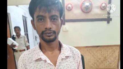 নগাঁও: ধিং আৰক্ষীৰ ড্ৰাগছ বিৰোধী অভিযানত ২৯ টা ড্ৰাগছ ভৰ্তি কণ্টেইনাৰ সহ নিজ ধিঙৰ পৰা গ্ৰেপ্তাৰ কুখ্যাত ড্ৰাগছ সৰবৰাহকাৰী