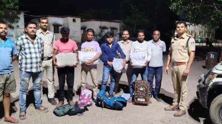 बनखेड़ी: रेलवे स्टेशन के पास पुलिस ने पकड़ा डेढ़ लाख का 17 किलो गांजा, आरोपी जेल भेजे गए