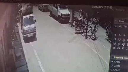 देवली: टोंक जिले के देवली शहर में दिनदहाड़े चोर ने रुपए से भरा बैग लेकर फरार हो गया
