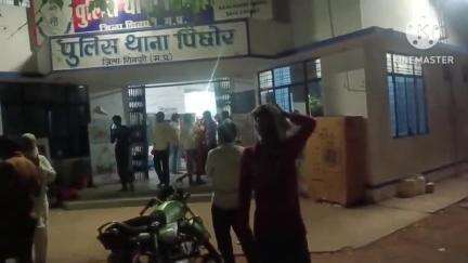 पिछोर: ग्राम भितरगुआं निवासी फरियादी और परिवार के साथ दबंगों ने की मारपीट, पुलिस थाना पिछोर में रिपोर्ट दर्ज