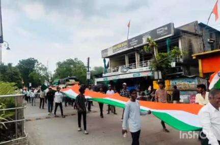 वरोरा: वरोऱ्यात शहीद योगेश डाहुले चौक येथून काढण्यात आली तिरंगा रॅली