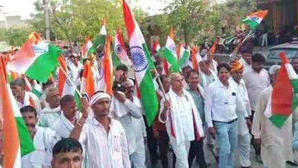 दूनी: देवली उनियारा विधानसभा क्षेत्र में भारतीय सेवा के सम्मान में निकाली गई भव्य तिरंगा यात्रा