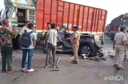 માંગરોળ: નેશનલ હાઇવે નંબર 48 પર કોસંબા નજીકના મહુવેજ બ્રિજ પર ટ્રિપલ અકસ્માત સર્જાયો